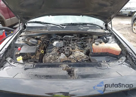 2018 Dodge Challenger Sxt z USA, uszkodzony, nr VIN 2C3CDZAG0JH315920